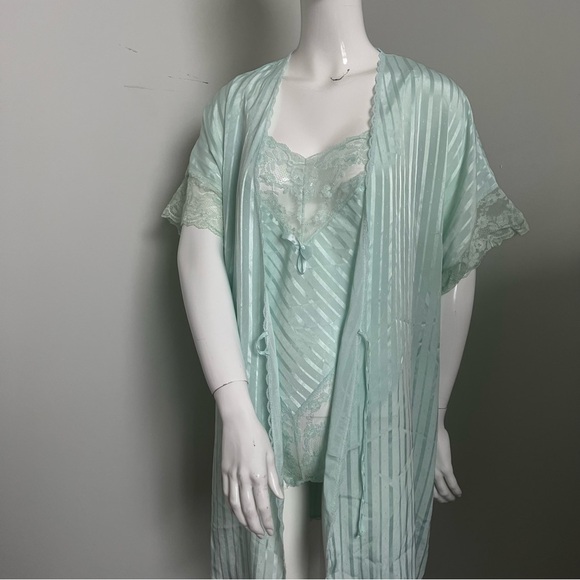 Vintage Mint Green Sheer Lace Robe & Lingerie Set | Coquette Boudoir Peignoir M - Picture 4 of 11